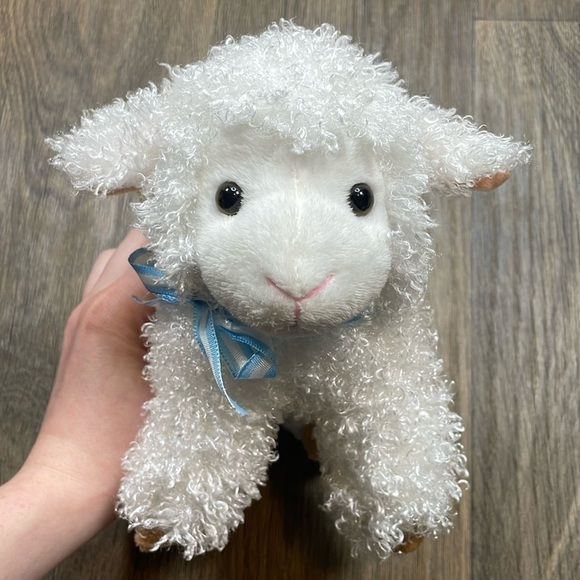 Lamb Stuff animal-squeeze for ‘me e e’ - Toy - Home - Picture 1 of 6